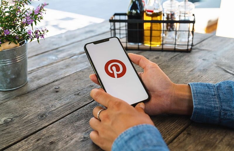 To generate a wider reach, companies should turn Pinterest marketing to their advantage.