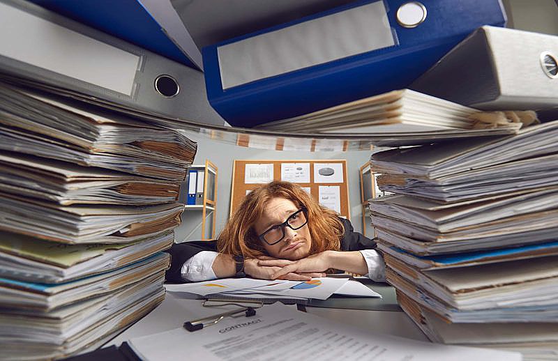 Digitizing your office benefits your business as well as the environment. Our checklist shows how!