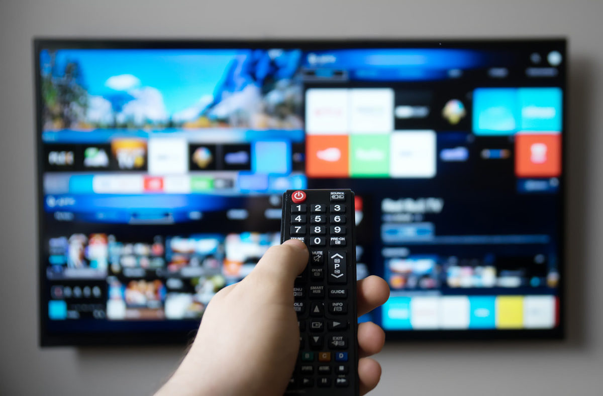 Read here to discover the potential of CTV for advertising. Plus an interview with experts Tim Nieland (Ad Alliance) and Christian Russ (Samsung Ads).
