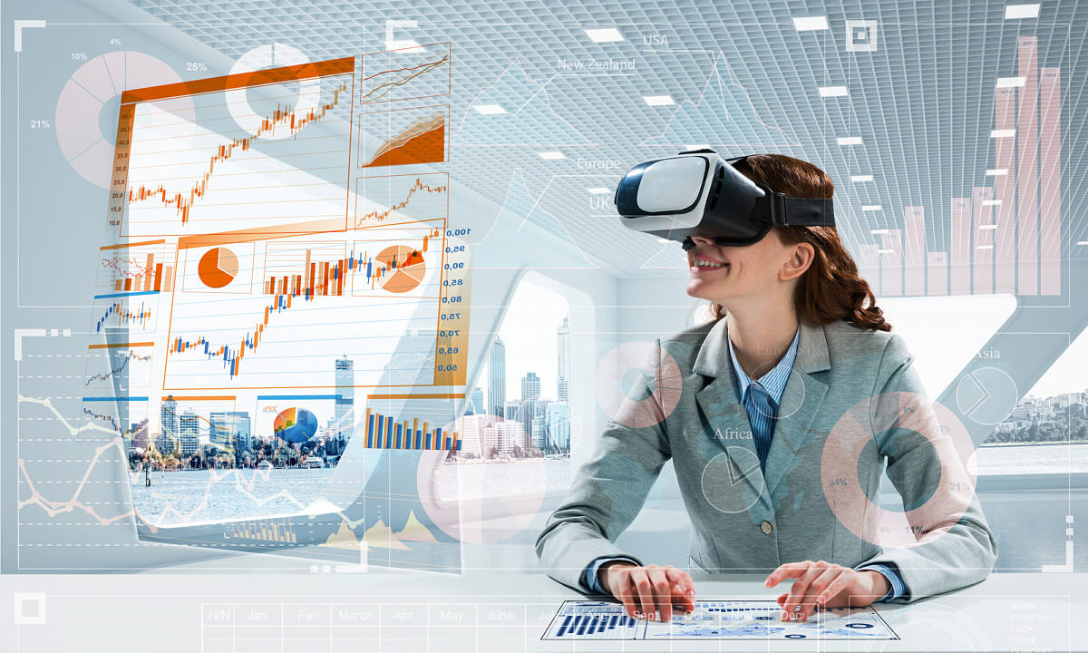 Virtual Reality unterstützt mit realitätsnahen 3D-Simulationen das Arbeiten aus dem Home Office.