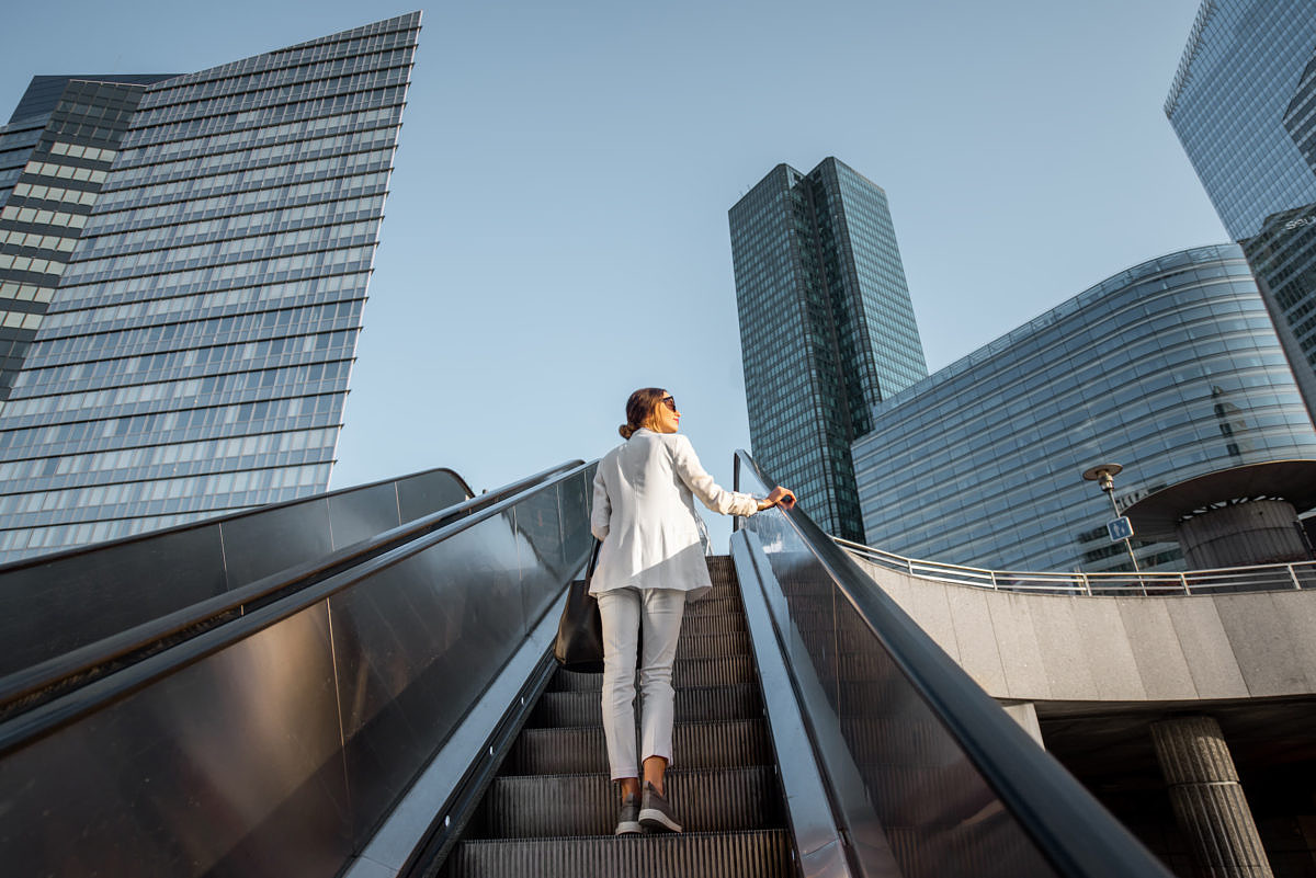 Female managers and how they lead their companies through times of crisis