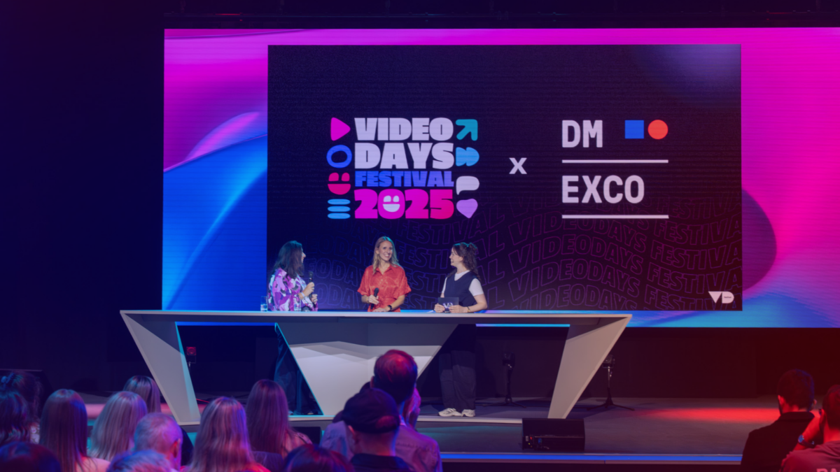 Auf der DMEXCO-Bühne wird die Kooperation zwischen DMEXCO und dem VideoDays Festival präsentiert.