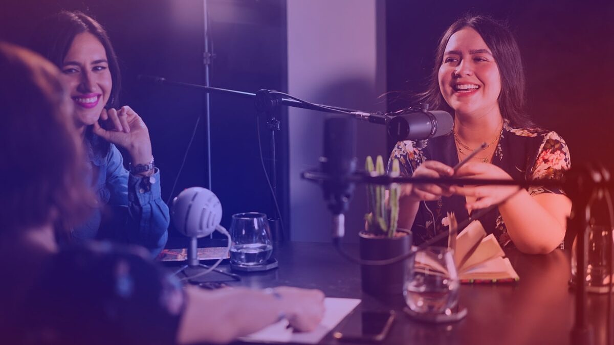 Maximilian Conrad von Hypecast spricht über Podcast Trends 2025