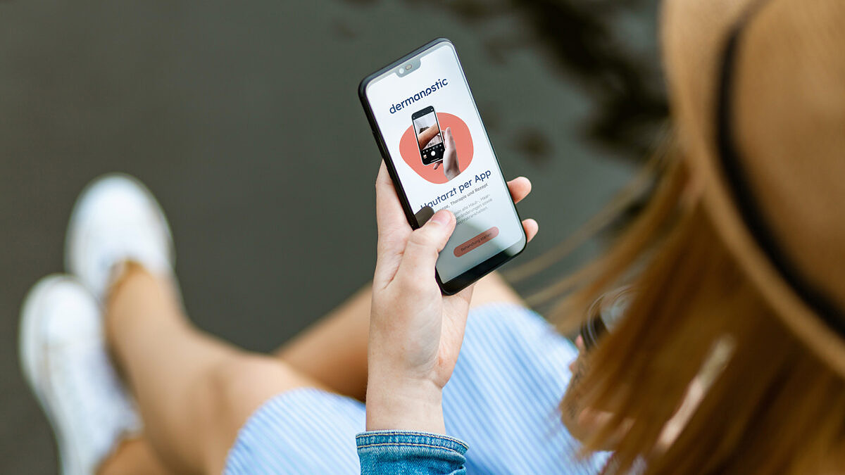 Dermanostic-Co-Gründerin Dr. med. Alice Martin spricht im DMEXCO Interview über den digitalen Arztbesuch und die Zukunft der Telemedizin.